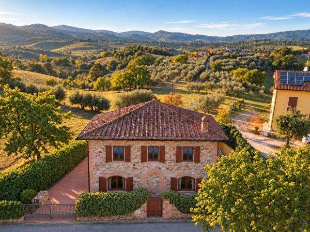 Villetta indipendente in vendita di 172 m² in Località Carraie di Sopra, 83