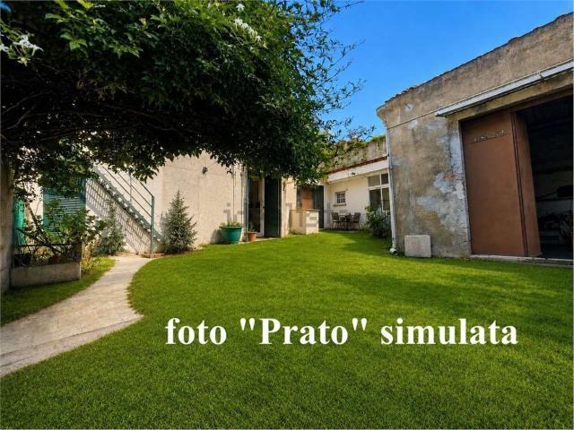 Villetta indipendente in vendita di 173 m² in Via Cozzale