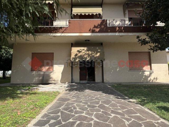 Villetta indipendente in vendita di 160 m² in Via Giovanni Amendola, 1