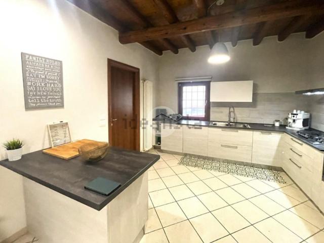 Villetta bifamiliare in vendita di 173 m² in Via Dolomiti, 8