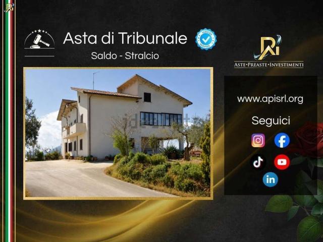 Villetta indipendente in vendita di 173 m² in Via Tiboni, 88