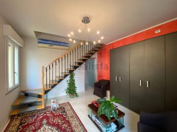 Villetta indipendente in vendita di 173 m² in Via Venezia