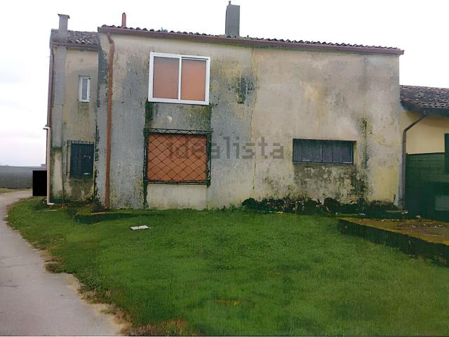 Villetta indipendente in vendita di 174 m² in Via Corno, 16
