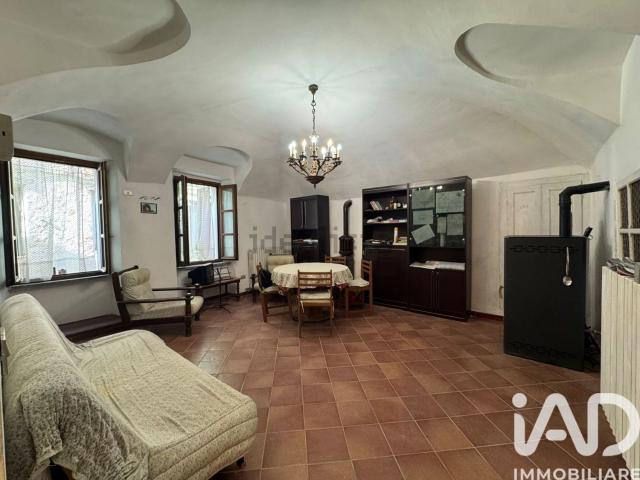 Villetta indipendente in vendita di 174 m² in Via Cavour, 209