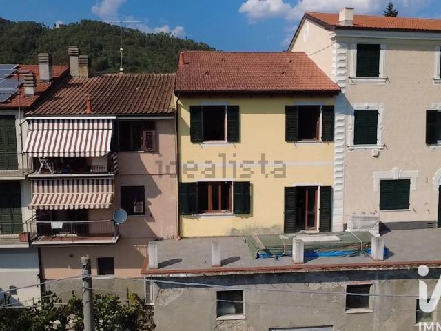 Villetta indipendente in vendita di 174 m² in Via Niccolò Paganini, 42
