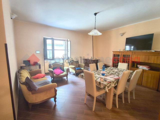 Villetta indipendente in vendita di 174 m² in Via Santa Croce