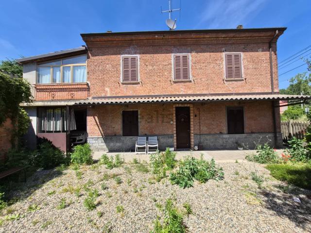 Villetta indipendente in vendita di 174 m² in Strada Oviglio, 237