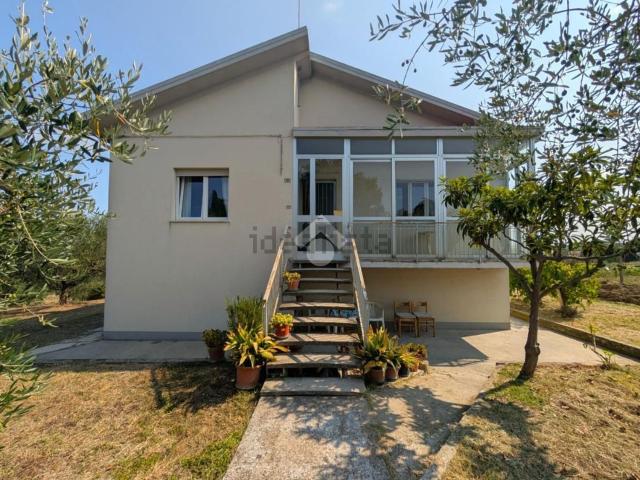 Villetta indipendente in vendita di 175 m² in Via Giardino, 22