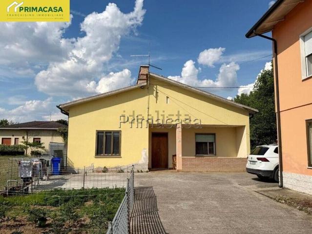 Villetta indipendente in vendita di 175 m² in Via Dossi