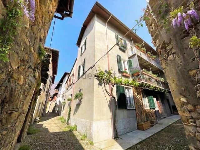 Villetta indipendente in vendita di 175 m² in Via della Torre di Federico, 1