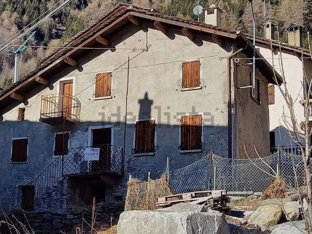Villetta indipendente in vendita di 175 m² in Via Fraciscio