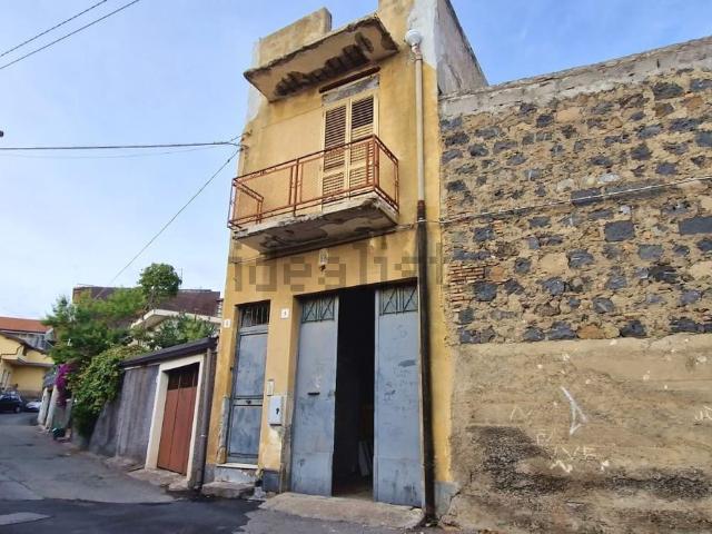 Villetta indipendente in vendita di 175 m² in Via Laudani, 4