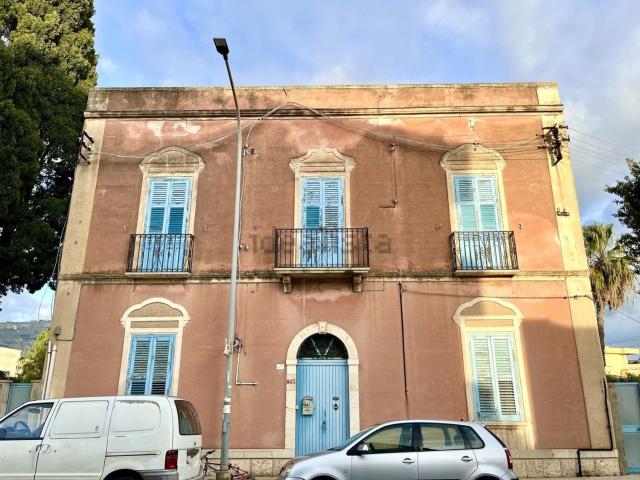 Villetta indipendente in vendita di 175 m² in Via Marsala, 463