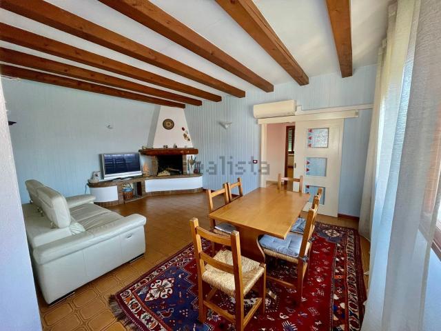 Villetta indipendente in vendita di 175 m² in Via Martiri Di Marzabotto