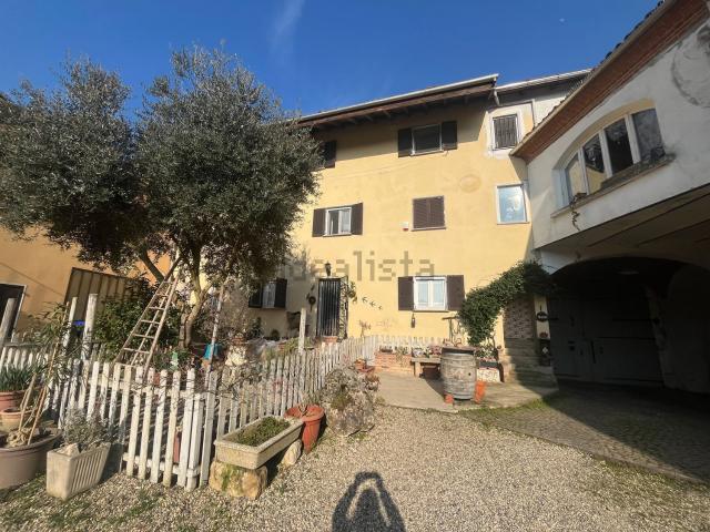 Villetta indipendente in vendita di 175 m² in Via P. Longo