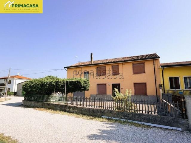 Villetta indipendente in vendita di 175 m² in Via Ponte Alto