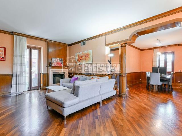 Villetta indipendente in vendita di 175 m² in Via Roma