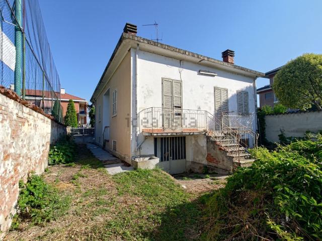 Villetta indipendente in vendita di 175 m² in Via Roma, 15