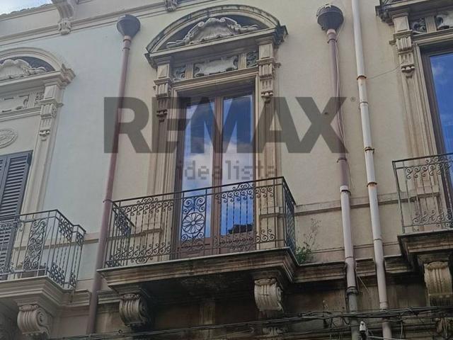 Villetta indipendente in vendita di 175 m² in Via Vittorio Emanuele, 381