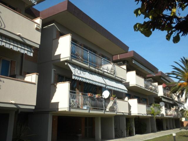 Villetta indipendente in vendita di 175 m² in Viale Giovanni Cimabue, 39