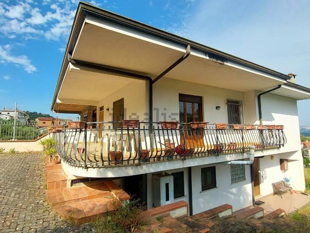 Villetta indipendente in vendita di 175 m² in Borgo Santa Lucia