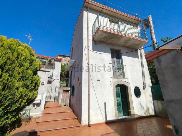 Villetta indipendente in vendita di 175 m² in Contrada Serro Alloro