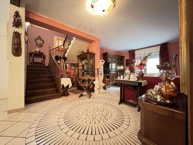 Villetta indipendente in vendita di 175 m² in Corso G. Mazzini, 7