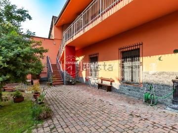 Villetta indipendente in vendita di 175 m² in Strada di Settimo