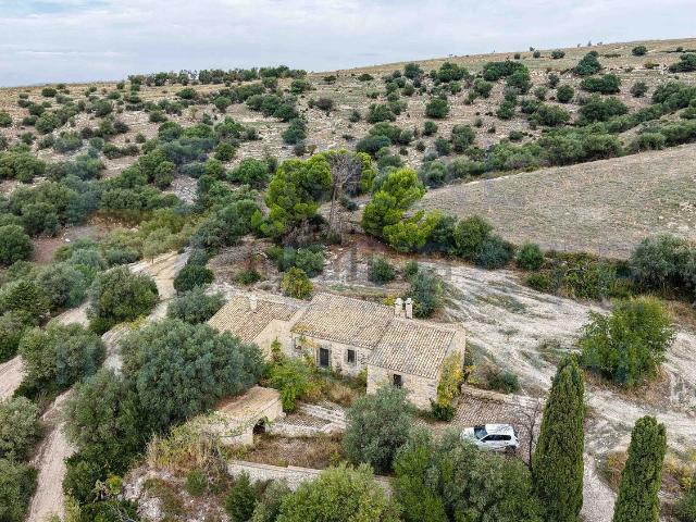 Villetta indipendente in vendita di 175 m² in Strada Senza Nome, 1