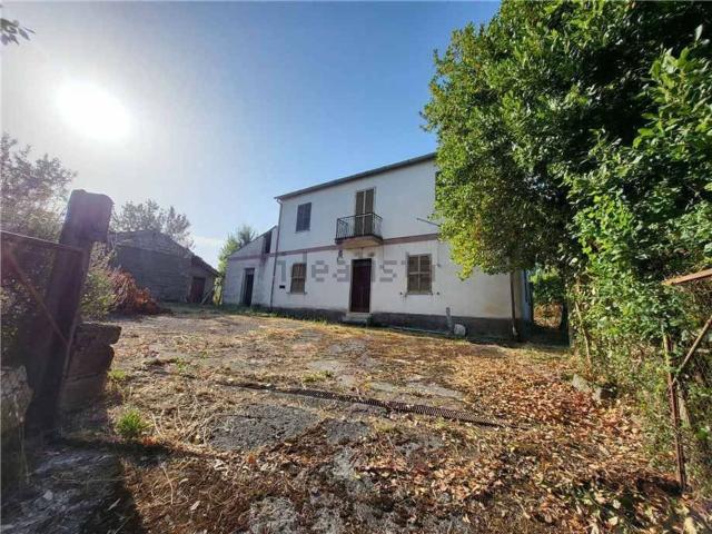 Villetta indipendente in vendita di 176 m² in Via Cannuto