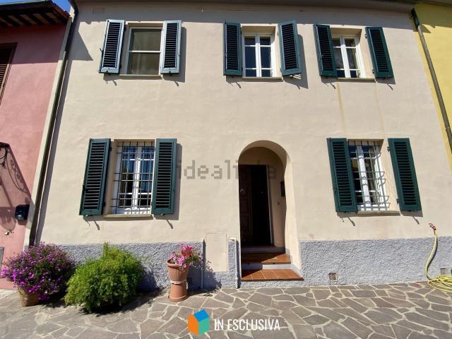 Villetta indipendente in vendita di 176 m² in Via di Liso