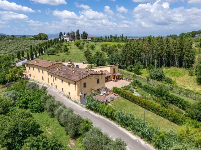 Villetta indipendente in vendita di 176 m² in Via di Santa Maria a Marignolle