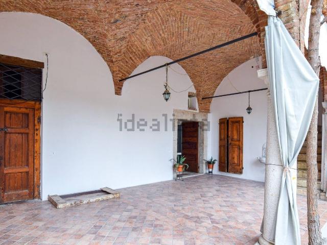 Villetta indipendente in vendita di 176 m² in Piazza Aldo Moro, 1