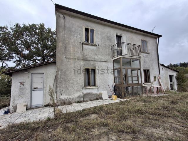 Villetta indipendente in vendita di 176 m² in Strada Ugrigno, 11