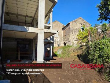 Villetta indipendente in vendita di 177 m² in Via Indipendenza, 53