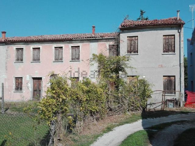 Villetta indipendente in vendita di 177 m² in Via Luigi Masin