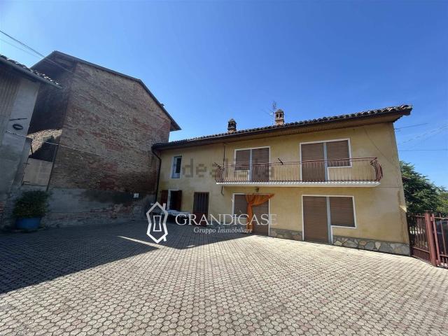 Villetta indipendente in vendita di 177 m² in Frazione Carboneri, 68
