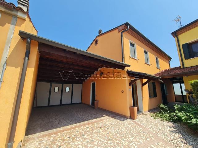 Villetta indipendente in vendita di 200 m²