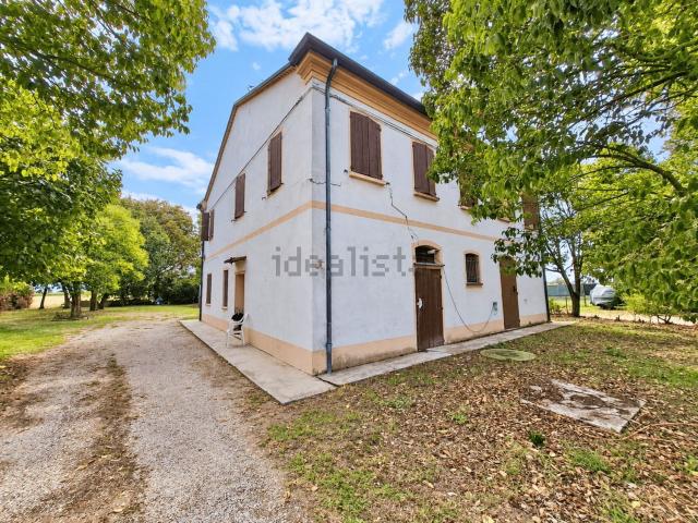Villetta indipendente in vendita di 178 m² in Via Ca&apos  Varoli, 8