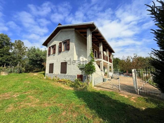 Villetta indipendente in vendita di 178 m² in Via Bastiglia, 17