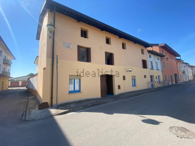 Villetta indipendente in vendita di 178 m² in Via Giuseppe Mazzini, 13