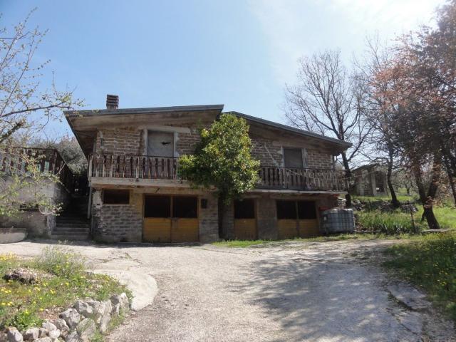 Villetta indipendente in vendita di 178 m² in Via Monte San Marino, 199