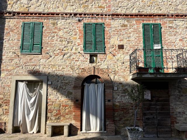 Villetta indipendente in vendita di 178 m² in Via Poggio del Sole