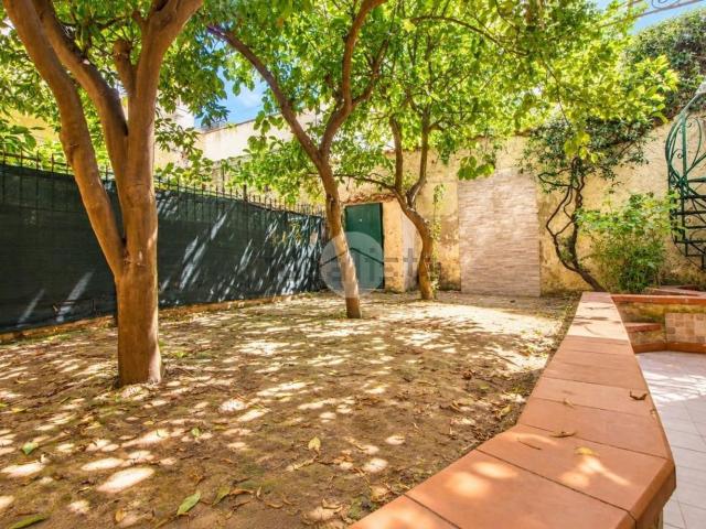 Villetta indipendente in vendita di 179 m² in Via Giuseppe Bonito, 50