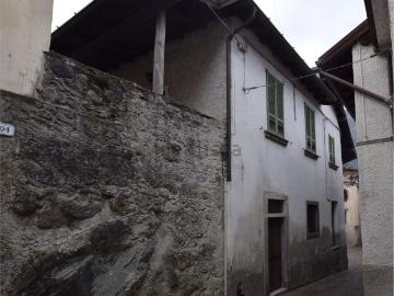 Villetta indipendente in vendita di 179 m² in Via Roma, 20