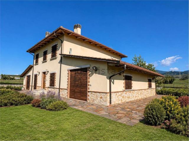 Villetta indipendente in vendita di 180 m²
