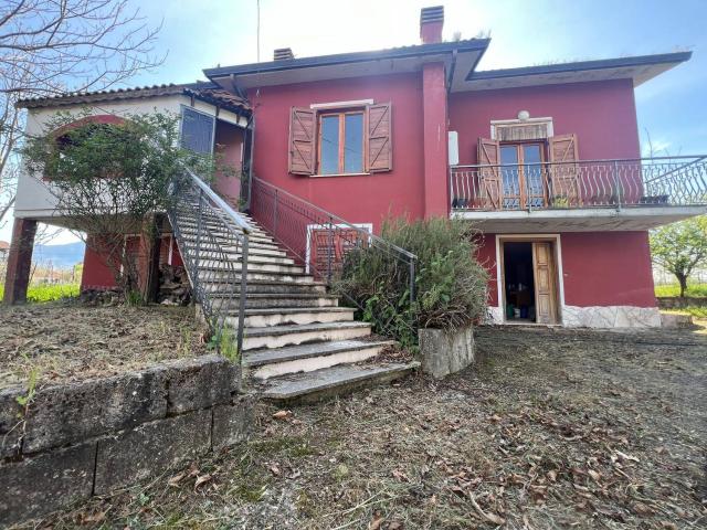 Villetta indipendente in vendita di 180 m²