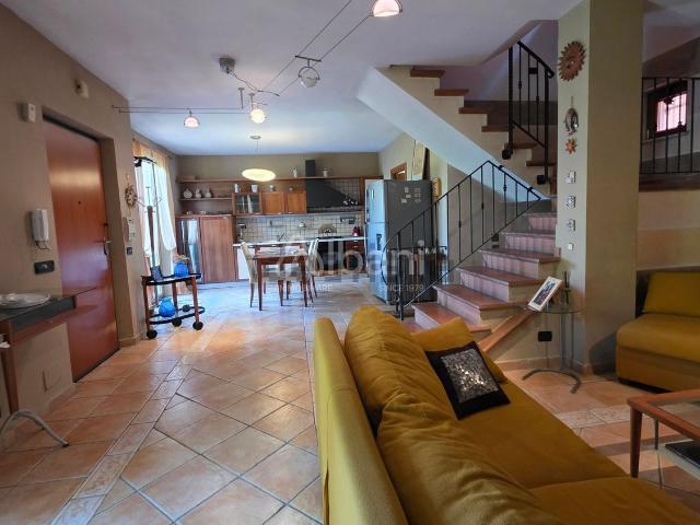 Villetta indipendente in vendita di 180 m² in Via Don Luigi Minzoni