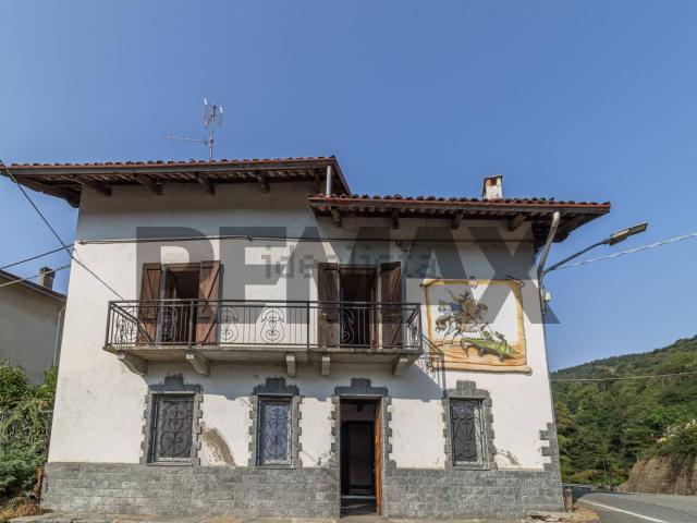 Villetta indipendente in vendita di 180 m² in Frazione Nelva, 4