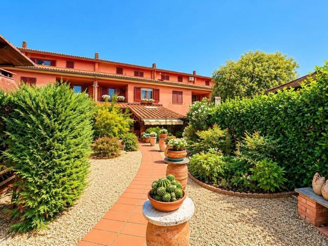 Villetta indipendente in vendita di 180 m²